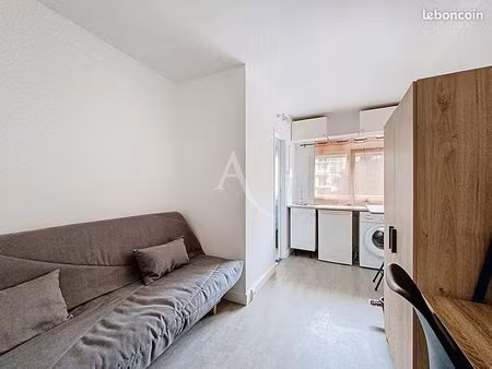 studio 1 pièce 12 m²