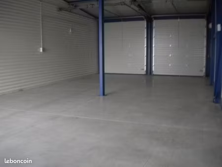box à louer  entrepôt de stockage