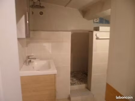 loue t3 centre ville