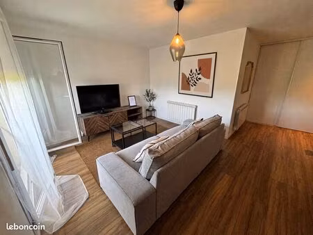 à louer – superbe appartement meublé de 52 m² entièrement rénové