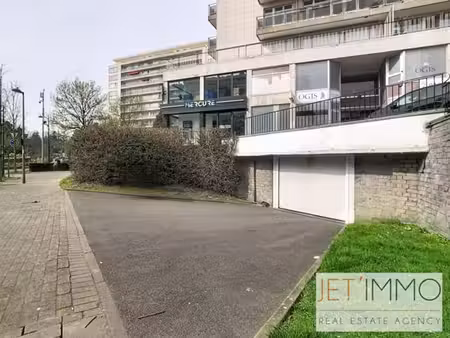 double box de garage fermé