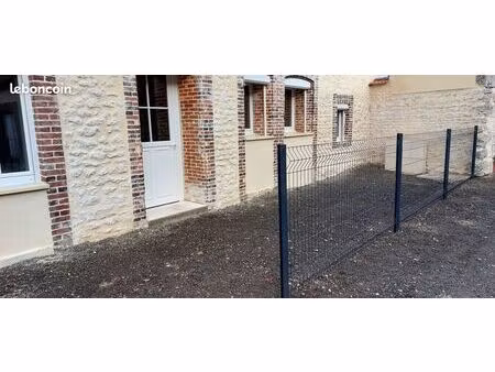 loue maison dans village