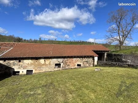 grange 150 m² bessenay