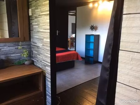 logement entièrement meublé à cinq minutes de la quatre voies ￼