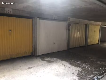 location garage box individuel