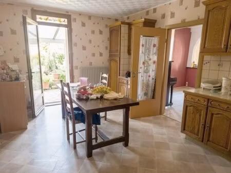 en vente maison mitoyenne 142 m² – 165 000 € |frolois