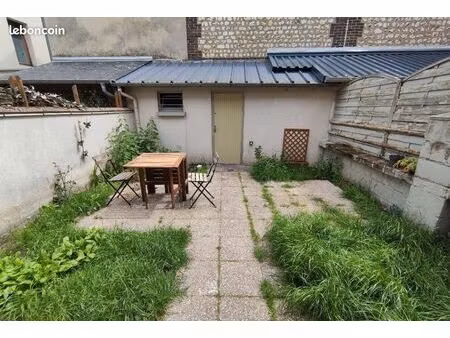 maison de ville 50 m2 avec jardinet