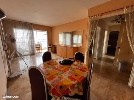 cannes centre – appartement 2 pièces de 49 m² avec terrasse de 16 m² et aperçu mer – à rén