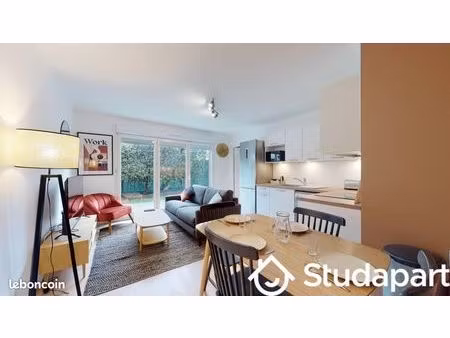 chambre 1 pièce 9 m²