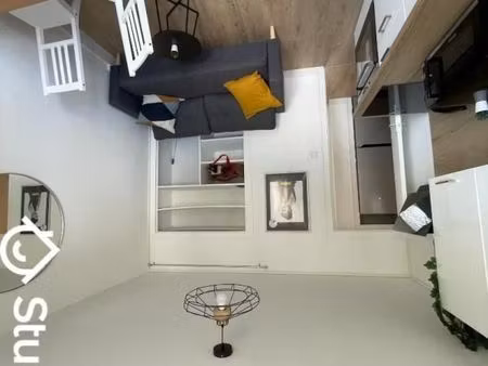 chambre 1 pièce 10 m²