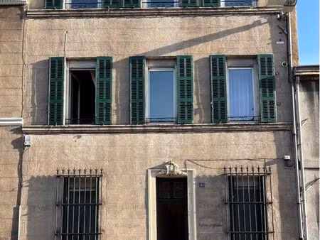 ancien hôtel particulier marseillais – 3 appartements – 200 m²
