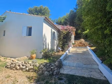 villa 4 pièces 110 m²