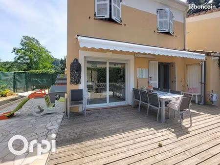 ferme 4 pièces 93 m²