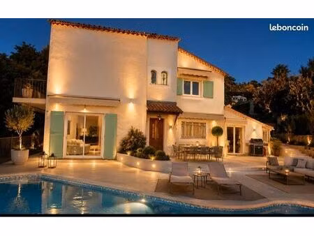 maison 242 m2 piscine vue mer val fleuri