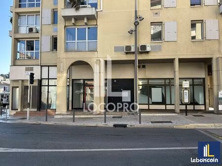local commercial 125 m²
