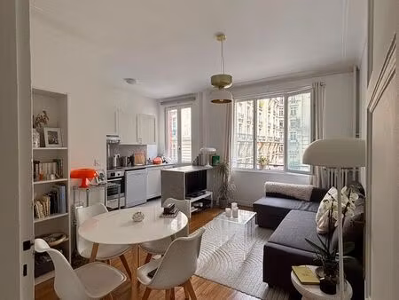 appartement t2 52m2 17eme paris