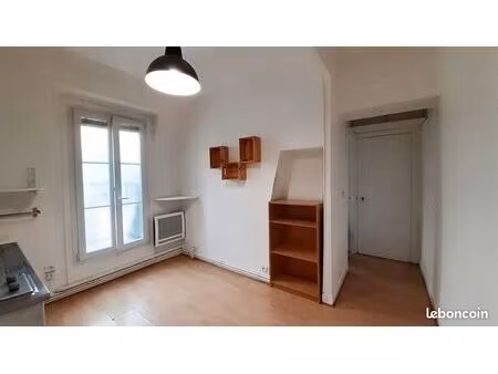 agréable t2 avec balcons