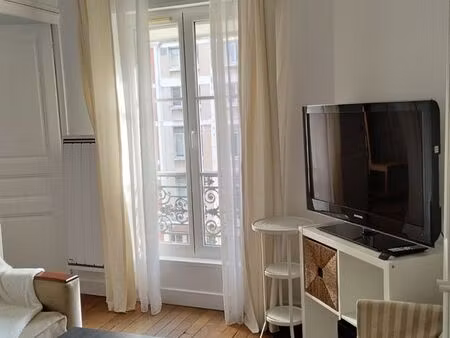 2 pp 25 m2 paris 12