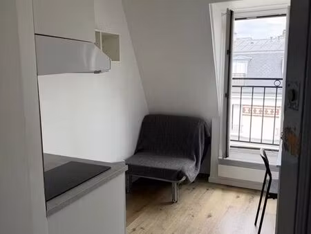 appartement 1 pièce 8 m²