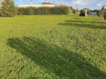 terrain 450 m² poleymieux au mont d or