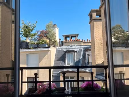 chambre de service paris 16e