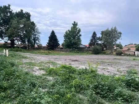 terrain constructible viabilisé à vendre