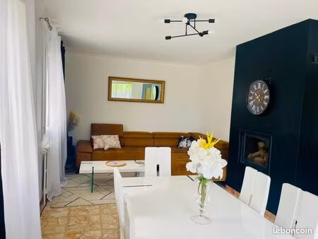 maison 140 m² - 5 chambres - vue château de saint germain - terrain 1000 m² - sans vis-à-v