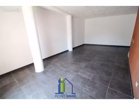 local commercial 27 m² plan-de-cuques