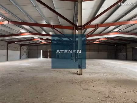 local d'activité 3 200 m²