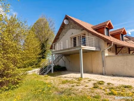 maison 3 pièces 85 m²