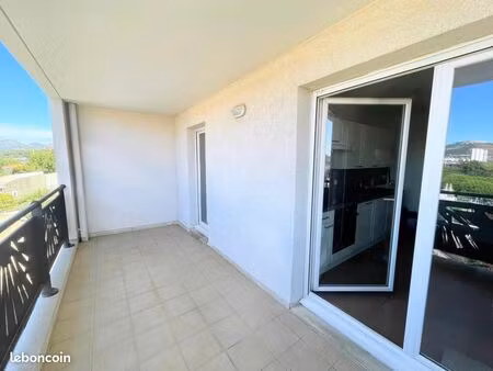 appartement 3 pièces 58 m²