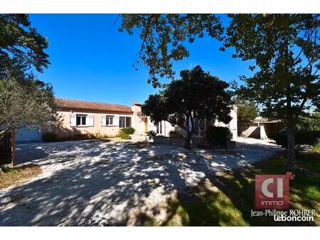 propriété 5 pièces 157 m²