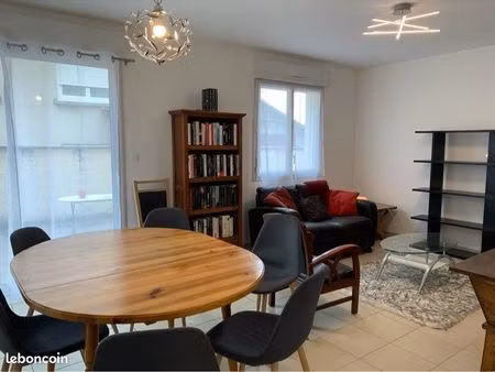 appartement 3 chambres et terrasse