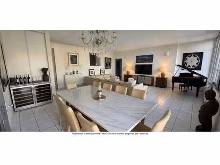 grand appartement avec vue panoramique