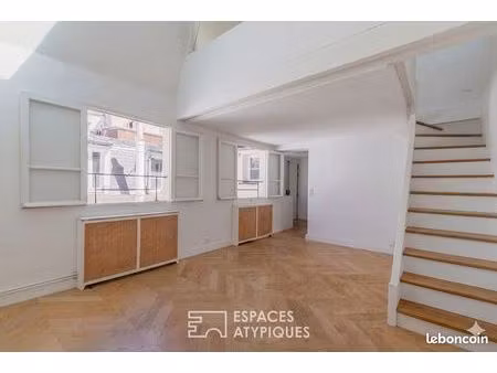studio 2 pièces 33 m²