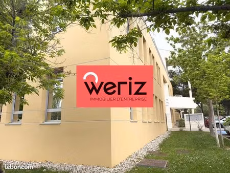 bureau 110 m²