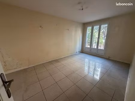 appartement 3 pièces 52 m²