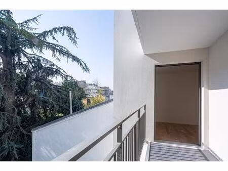 appartement t3 avec balcon