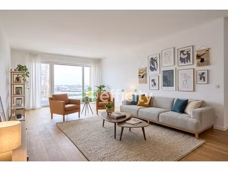 appartement 3 pièces - 94 m²