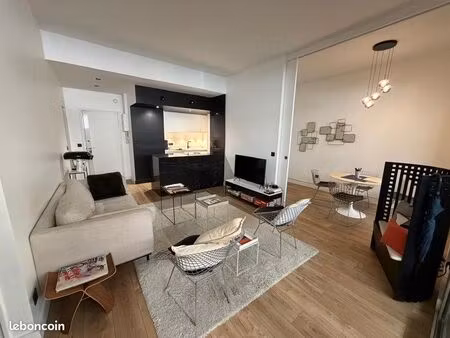 appartement refait à neuf pigalle