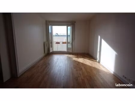 appartement 2 pièces 63 m²