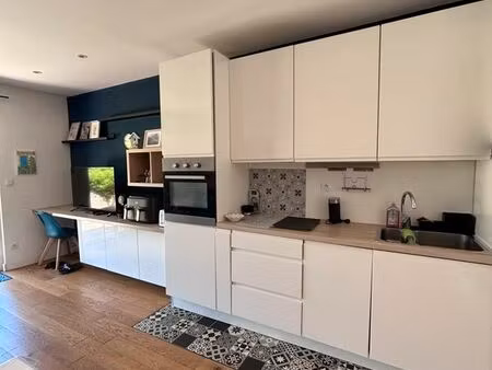 studio 30 m2 + mezzanine