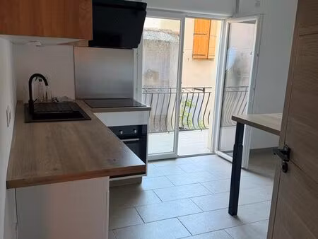 appartement t2 rénové  cave et extérieur