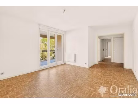 appartement 3 pièces 64 m²
