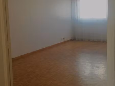 location grand t2 menpenti parc du 26ème centenaire