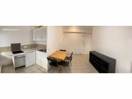 beau t2 meublé – quartier longchamp