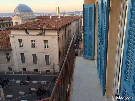 t2 meublé balcon au panier