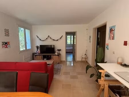 appartement à louer de 49 m2 avec jardin  terrasse et parking fermé
