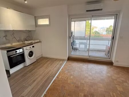 location meuble secteur timone rue saint pierre