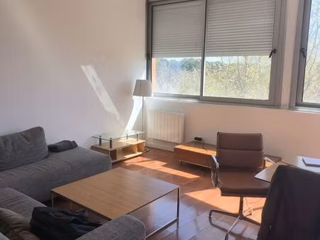 loue grand appartement t2 meublé avec balcon - 73 m2 - ventabren (13122)